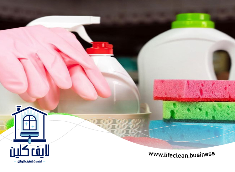 تنظيف فلل في العين 4 تنظيف فلل في العين